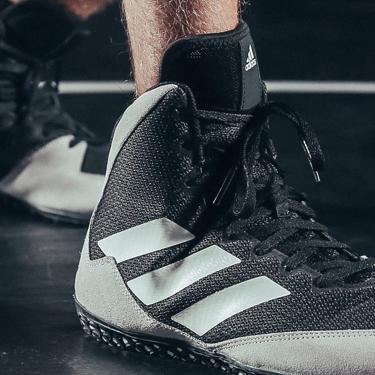 adidas MAT WIZARD 5 FZ5381