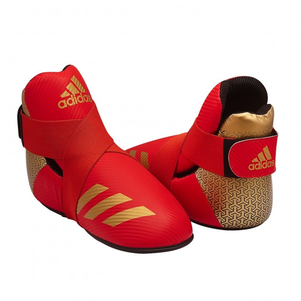 Προστατευτικά Ποδιών Kick adidas WAKO Kickboxing - adiKBB300 - Κόκκινο / Χρυσαφί